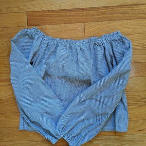 Brandy Melville off the shoulder top